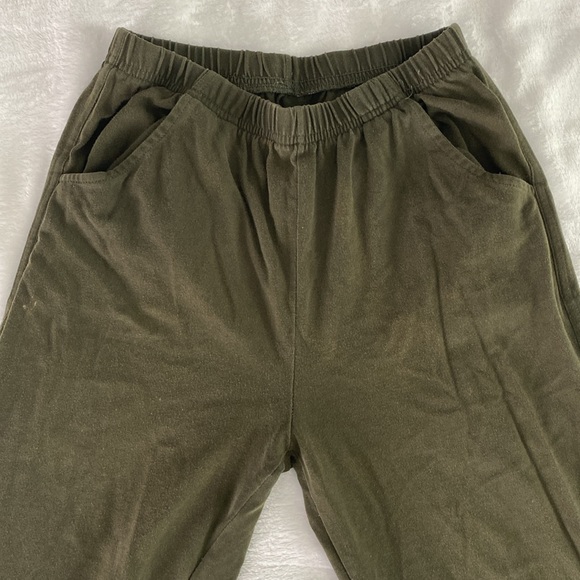 Tacoma olive sweatpants - Picture 3 of 17